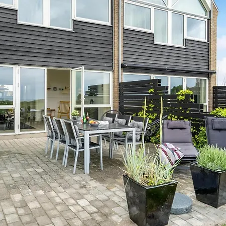 Awesome In With House Sea View Holiday home Assens